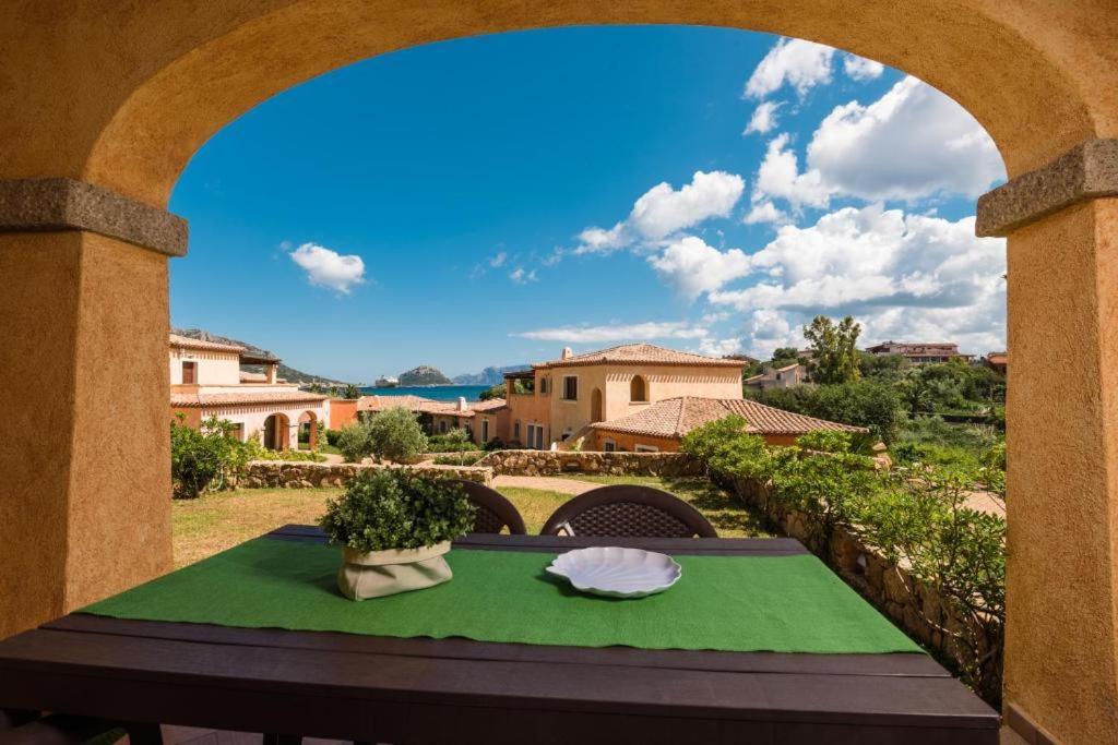 Villa Le Perle Di Golfo Aranci Exterior foto